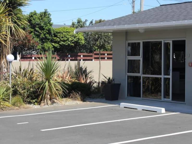 Beach Street Motel Apartments New Plymouth Exterior photo